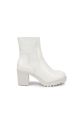 01-4617 Ribbed knit  Half Boot