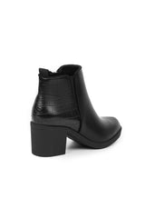 01-4618 leather Ankle Boot