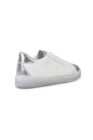 01-4884 Flat Sneaker