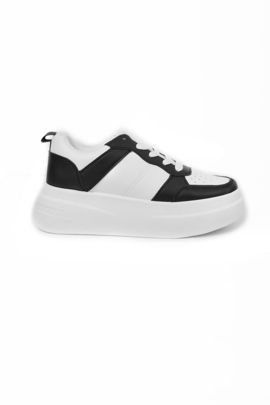01-4885 Flat Sneaker