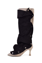 01-5039 Studed KneeBoot