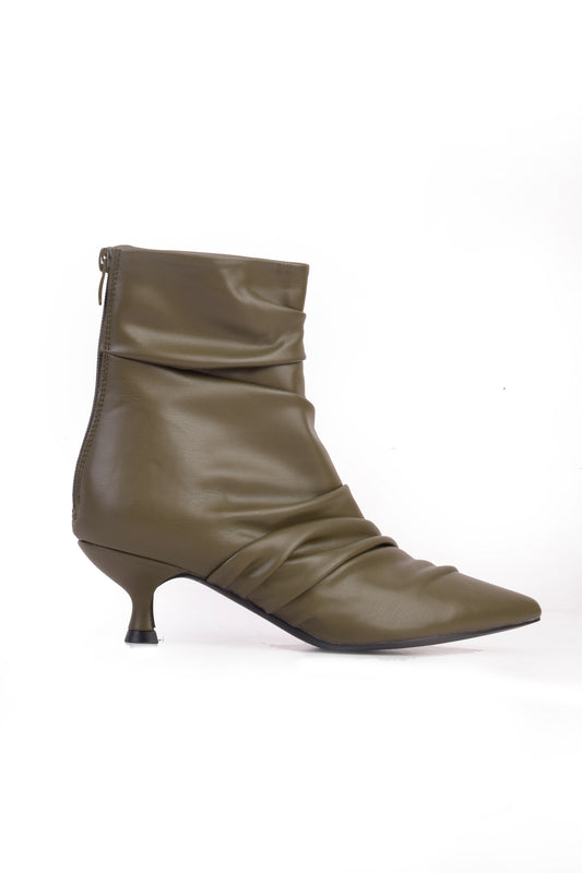 01-5040 Puffy Half Boot