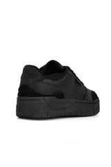 01-5145 Comfy Flat Sneaker