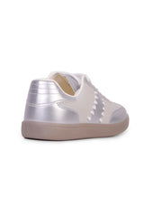 01-5148 Comfy Flat Sneaker