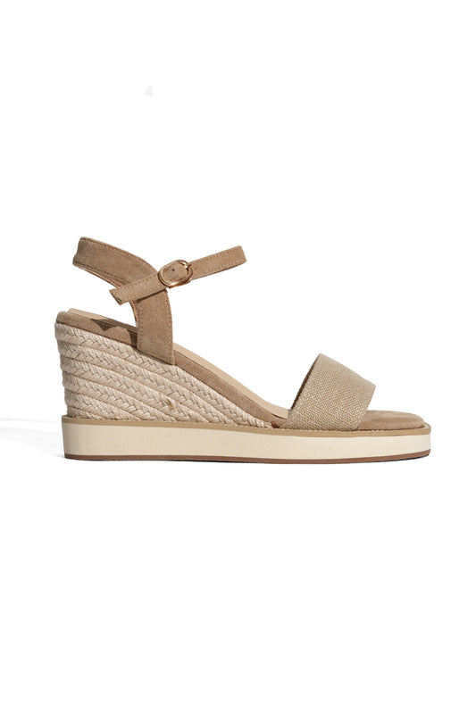 The Stranda 01-5256
