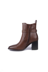 The Eleanor 01-5588