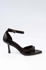 The Caren 01-6075