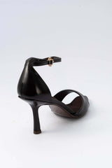 The Caren 01-6075