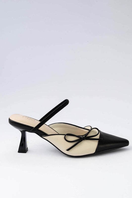 The Priyanka 01-6081
