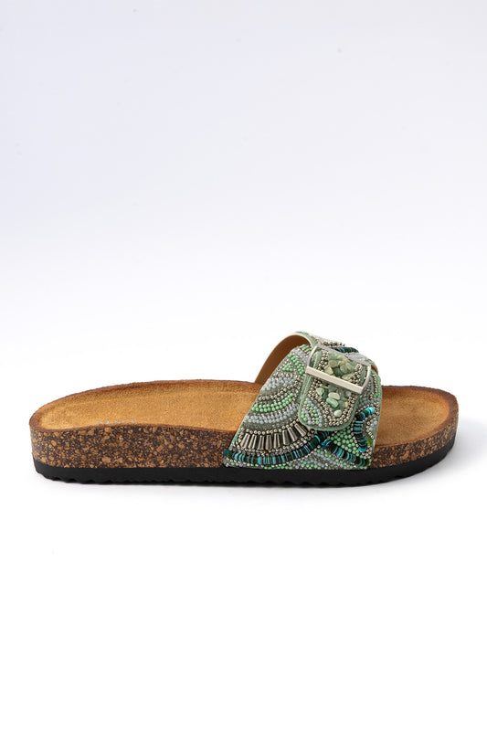 The Sandy Beach 01-6157