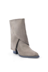 The Claire 01-6563