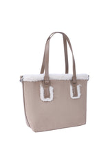 The Chic Carry 025634