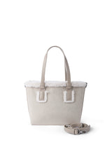 The Chic Carry 025634