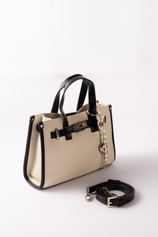The Matilda 025702