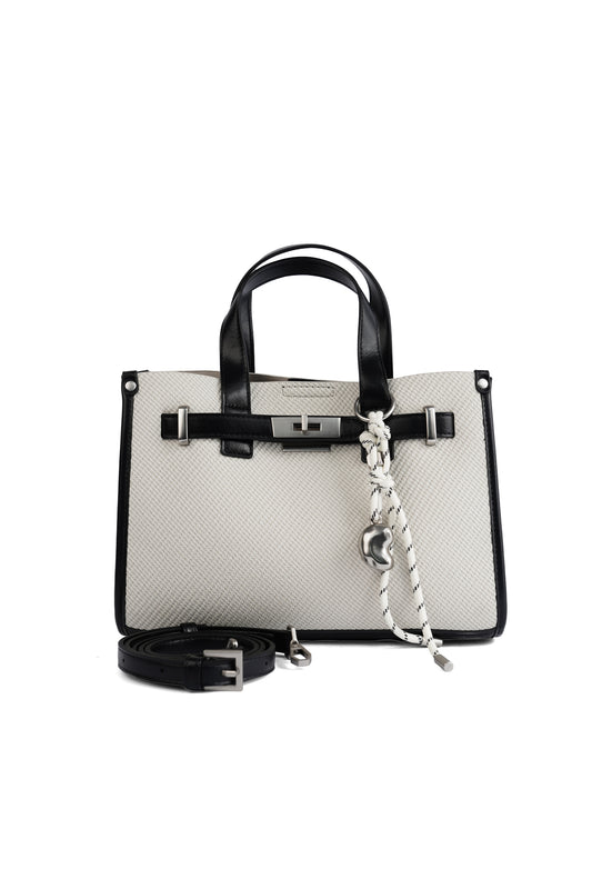 The Matilda 025702
