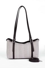 The Chic Carry 025719