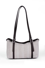 The Chic Carry 025719