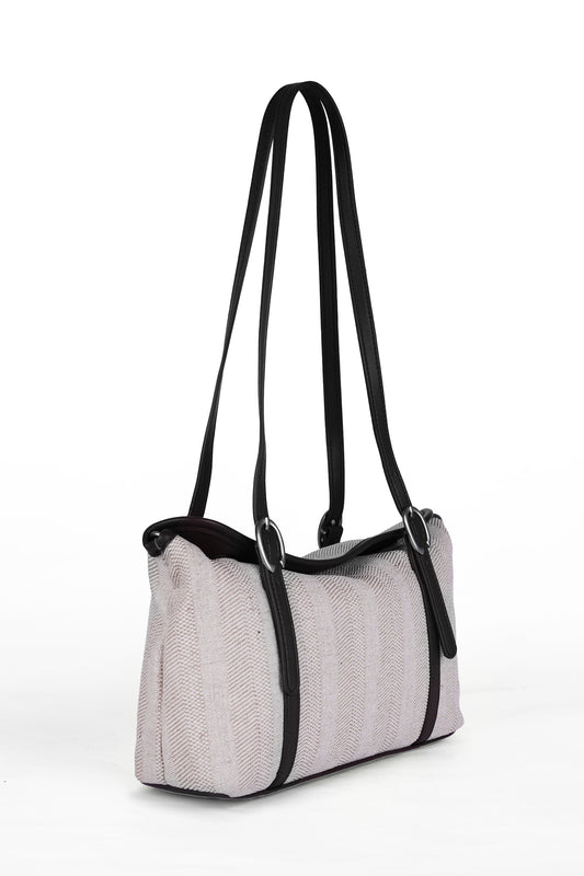 The Chic Carry 025719