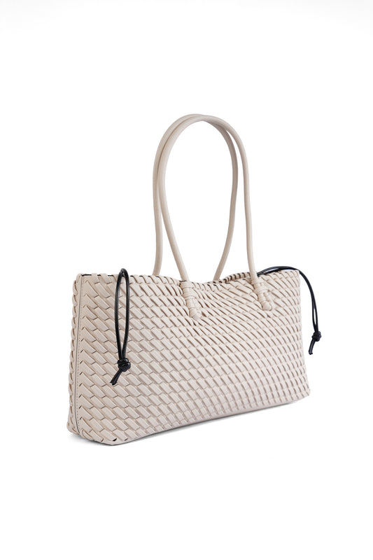 The Tamara 025789