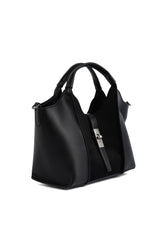 The Large Mariana 025838