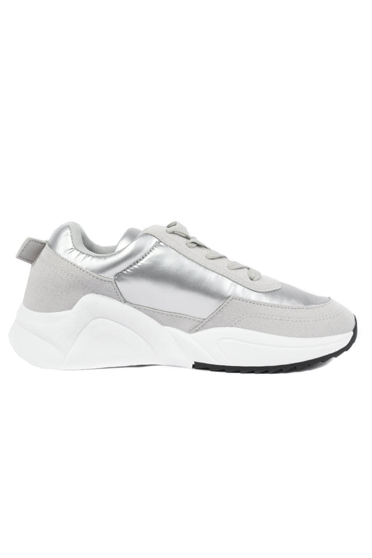 01-3000 Flat Sneaker