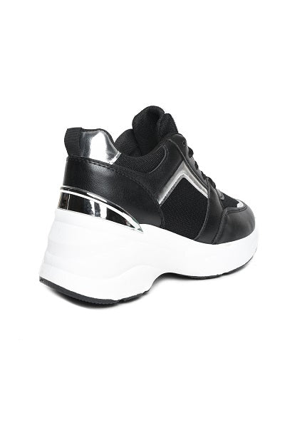01-3683 Sneaker