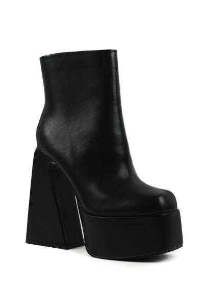 01-4073 Flared Heel Ankle Boot
